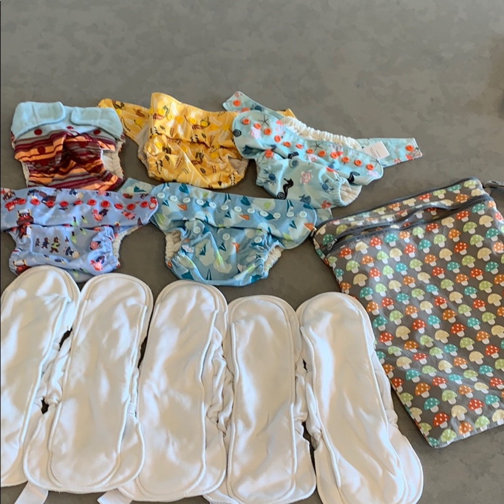 Grovia cloth diapers and inserts and wet bag